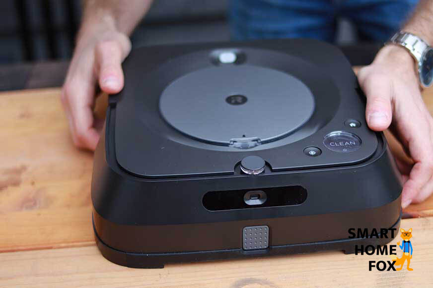 iRobot Braava jet m6 вид спереди